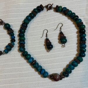 Handmade custom necklace set